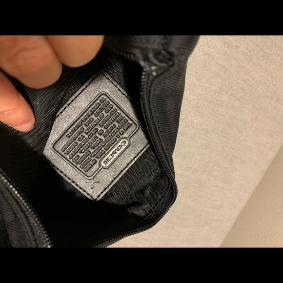 Authentic vintage Coach black nylon purse/small bag - Picture 6 of 8